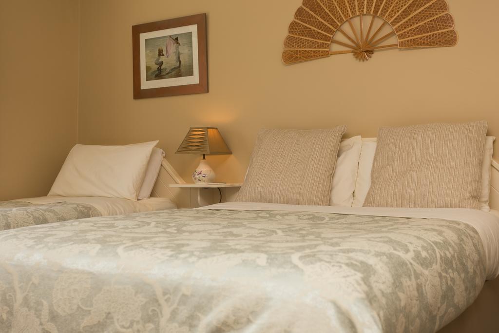 Fern Rock Bed And Breakfast Dromin Exterior foto